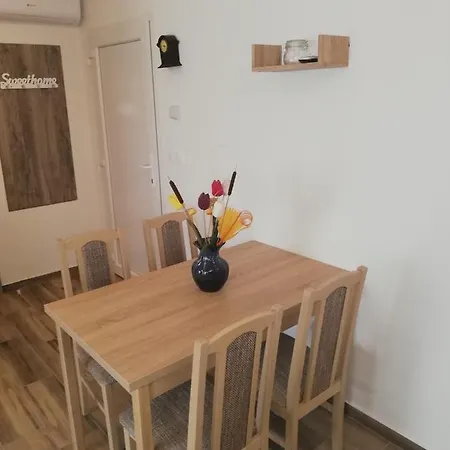 Katalino Apartment Gyenesdias